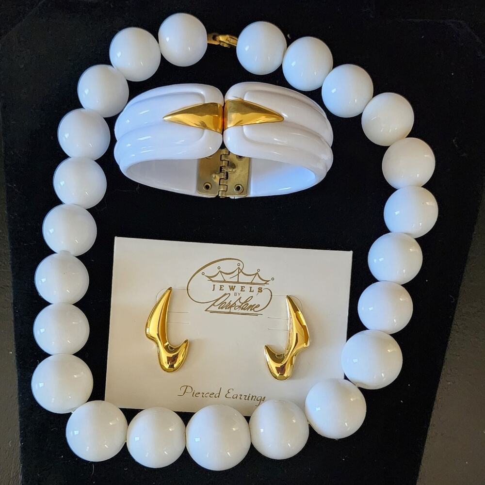 VTG Park Lane Color Connections White Bead Necklace, Cuff Bracelet & Earring Set - Picture 2 of 13